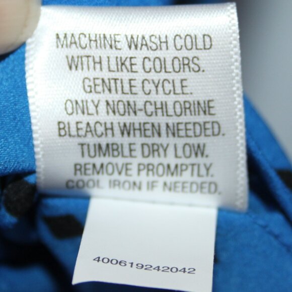 CROFT & BARROW WOMEN DIAMOND CHECK LONG SLEEVE BUTTON BLOUSE TOP SZ L ROYAL BLUE - Picture 13 of 16